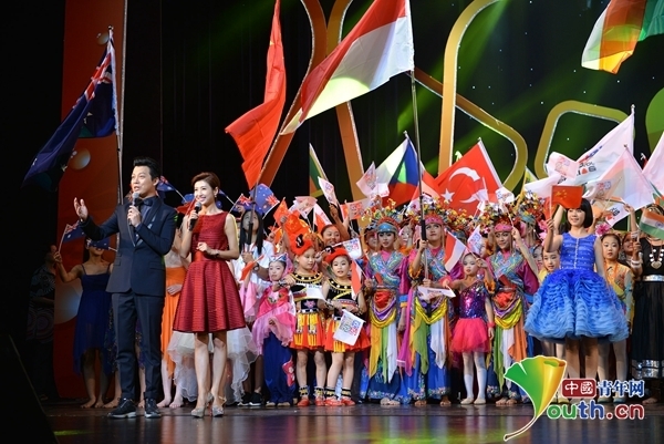 “欢动北京”2015国际青少年文化艺术交流周开幕