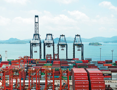 深圳港集装箱吞吐量连续4年居全球第三